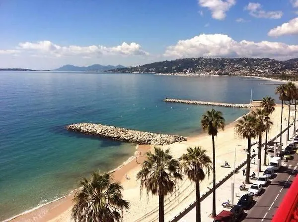 Daire Sea Front In Juan-les-pins